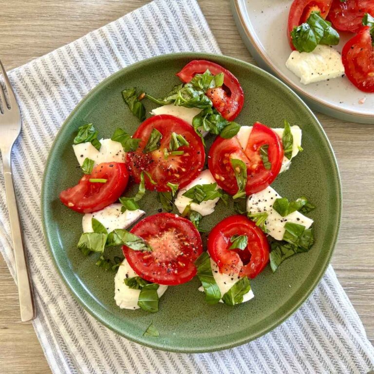 Tomato & Mozzarella Salad